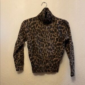 VINTAGE LEOPARD PRINT WOOL TURTLE NECK